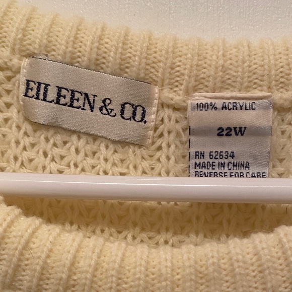 Cozy Cream Knit Sweater - Picture 2 of 13